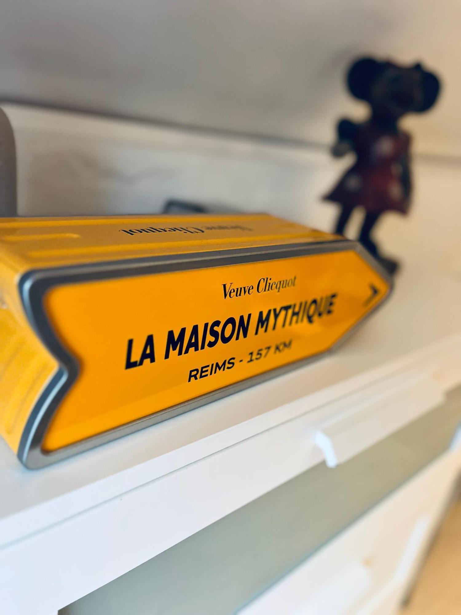 La Maison Mythique Andenne Екстер'єр фото